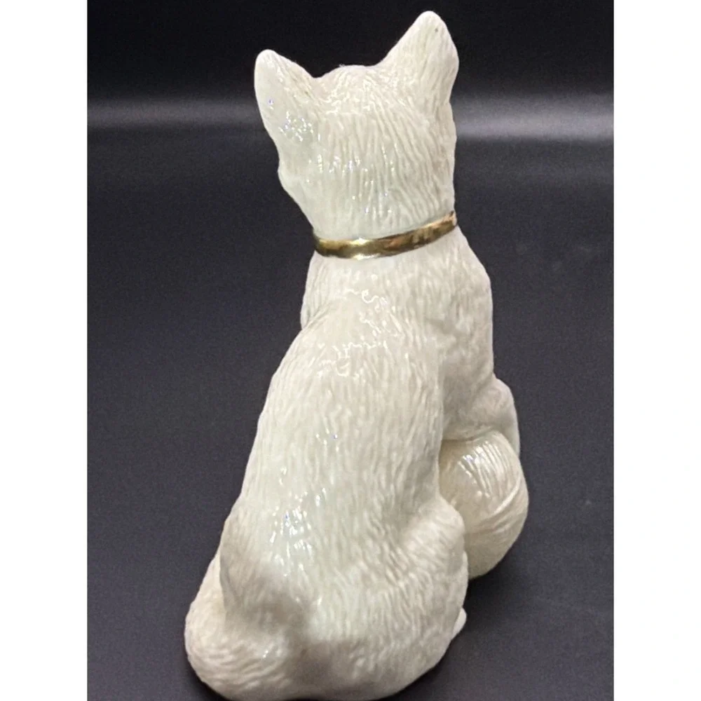 Vtg LENOX PORCELAIN CAT FIGURINE Gold Collar&Crystal Charm w/Yarn Ball RARE FIND